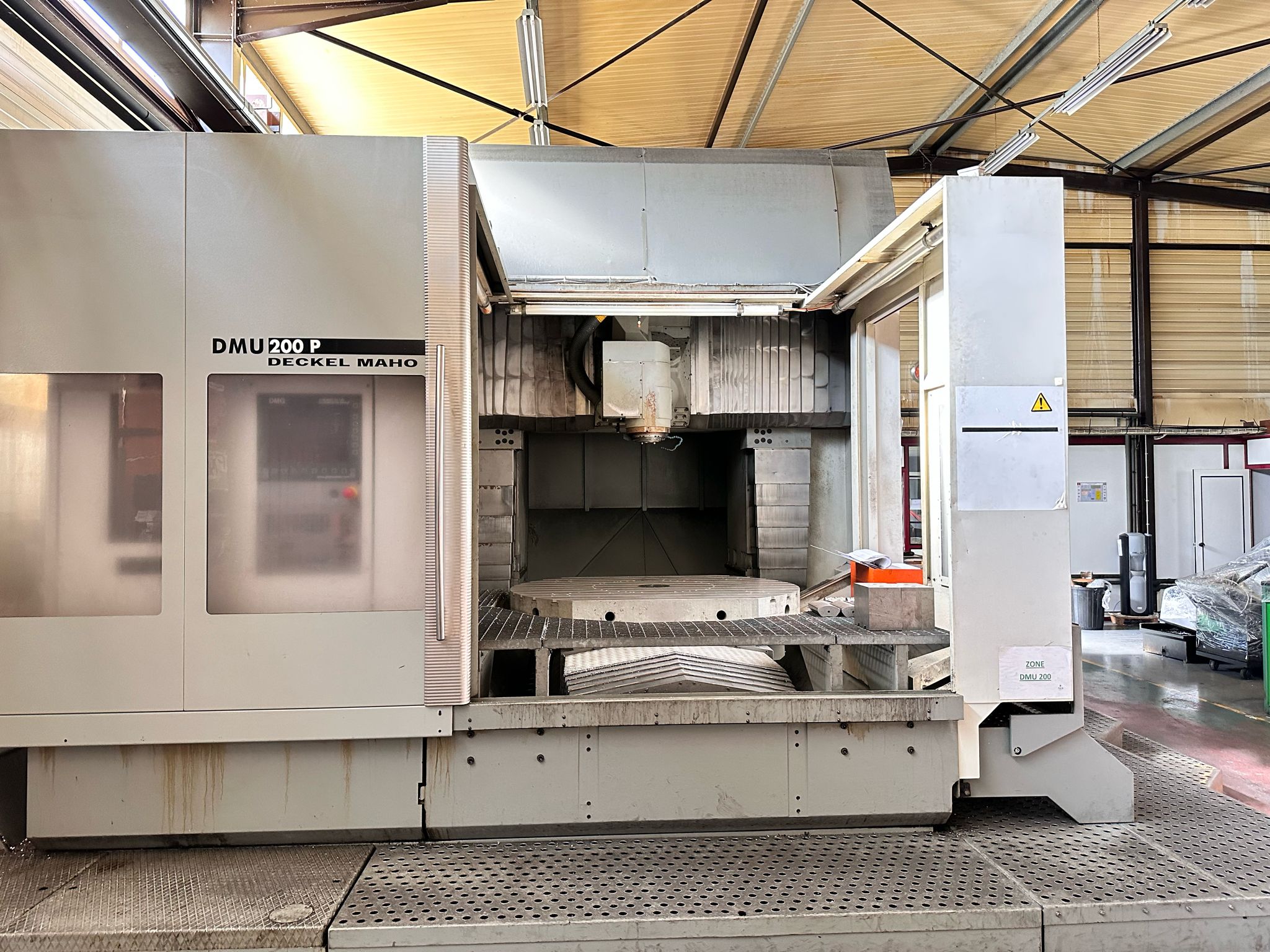 DMG DMU 200 P