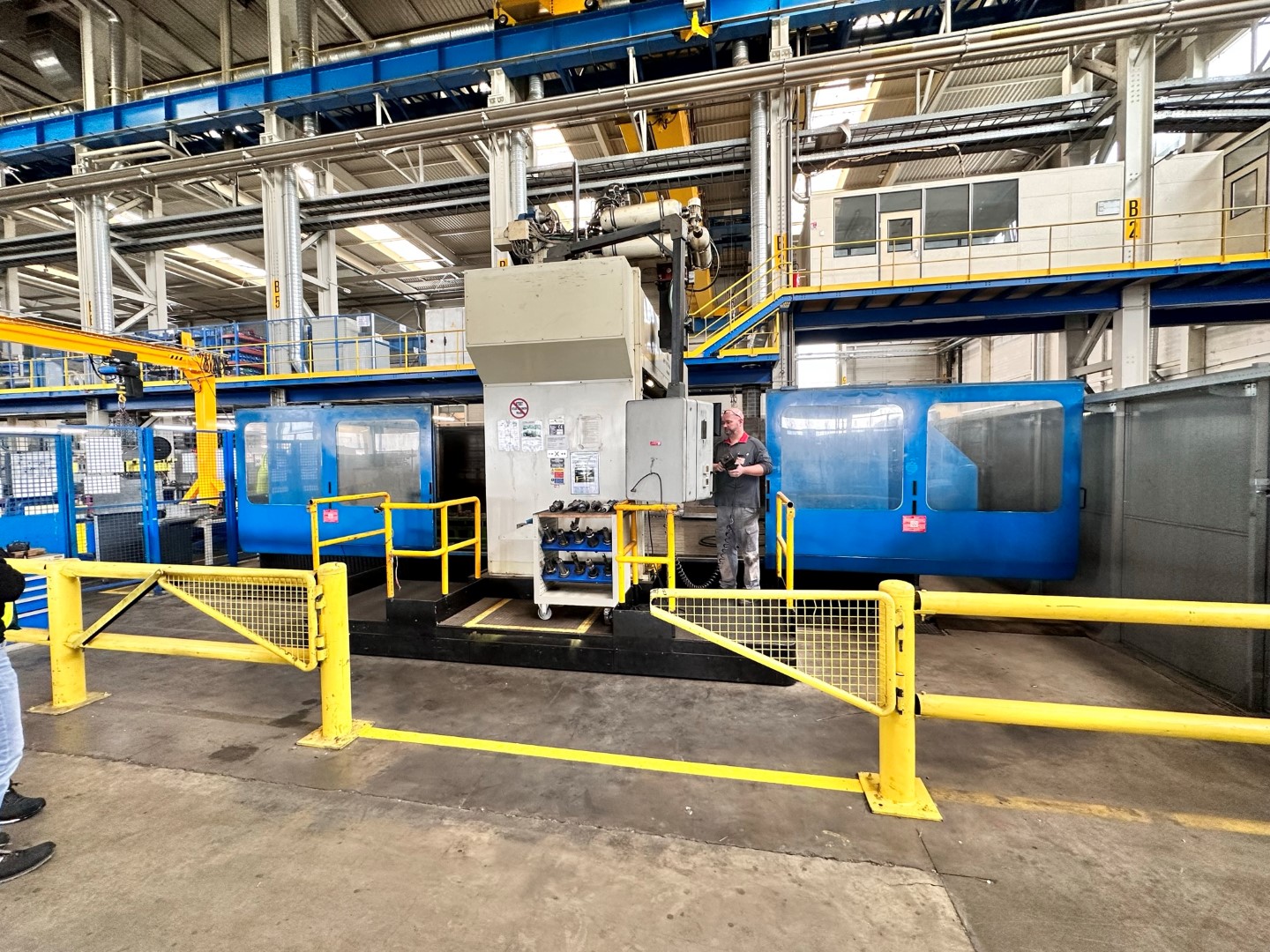 CNC Gantry Mill with 5 axis head